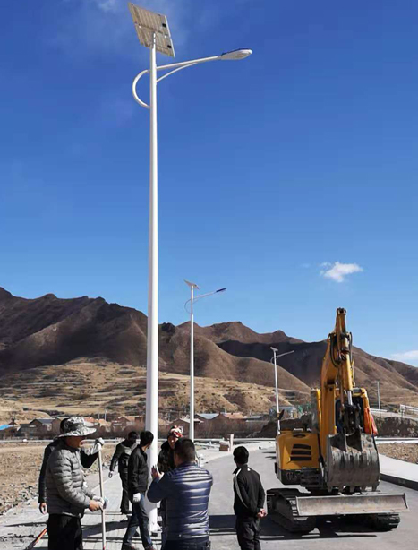 甘南碌曲10米泾川太阳能路灯项目